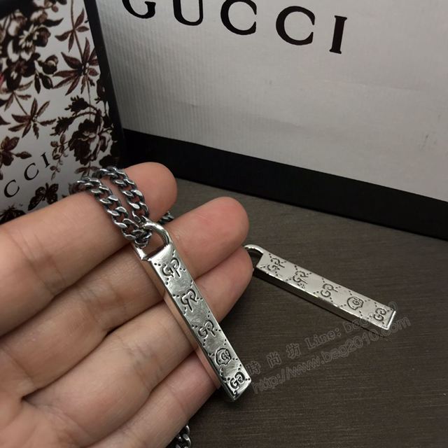 GUCCi飾品 古馳長款條形刻字母吊墜 Gucci男女簡約長方形項鏈  zgbq1050